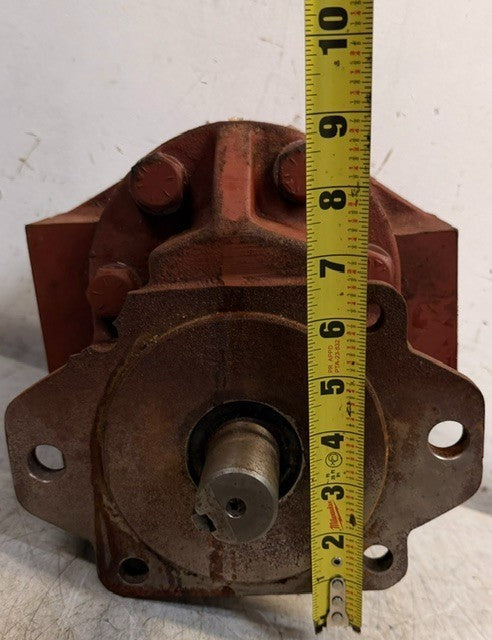 Red Cast Iron Heavy Duty Geartek Hydraulic Gear Pump 721088  Industrial Unit