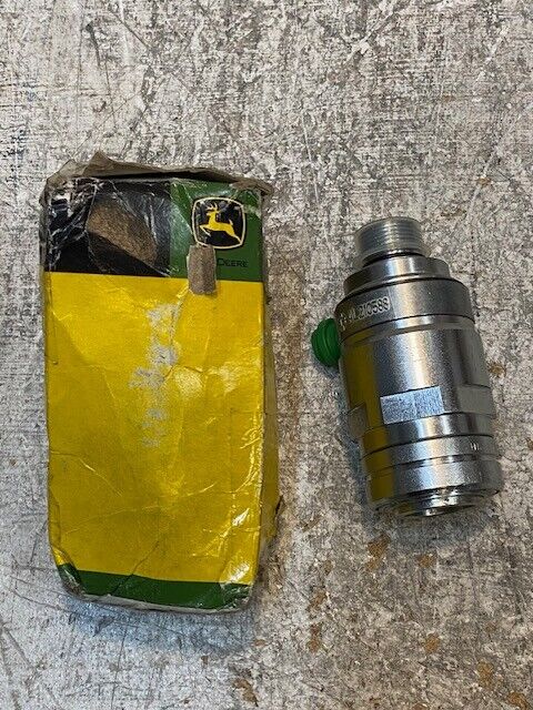 John Deere AL210588 New Hydraulic Quick Coupler 6DJPV081/2215F 69Nm