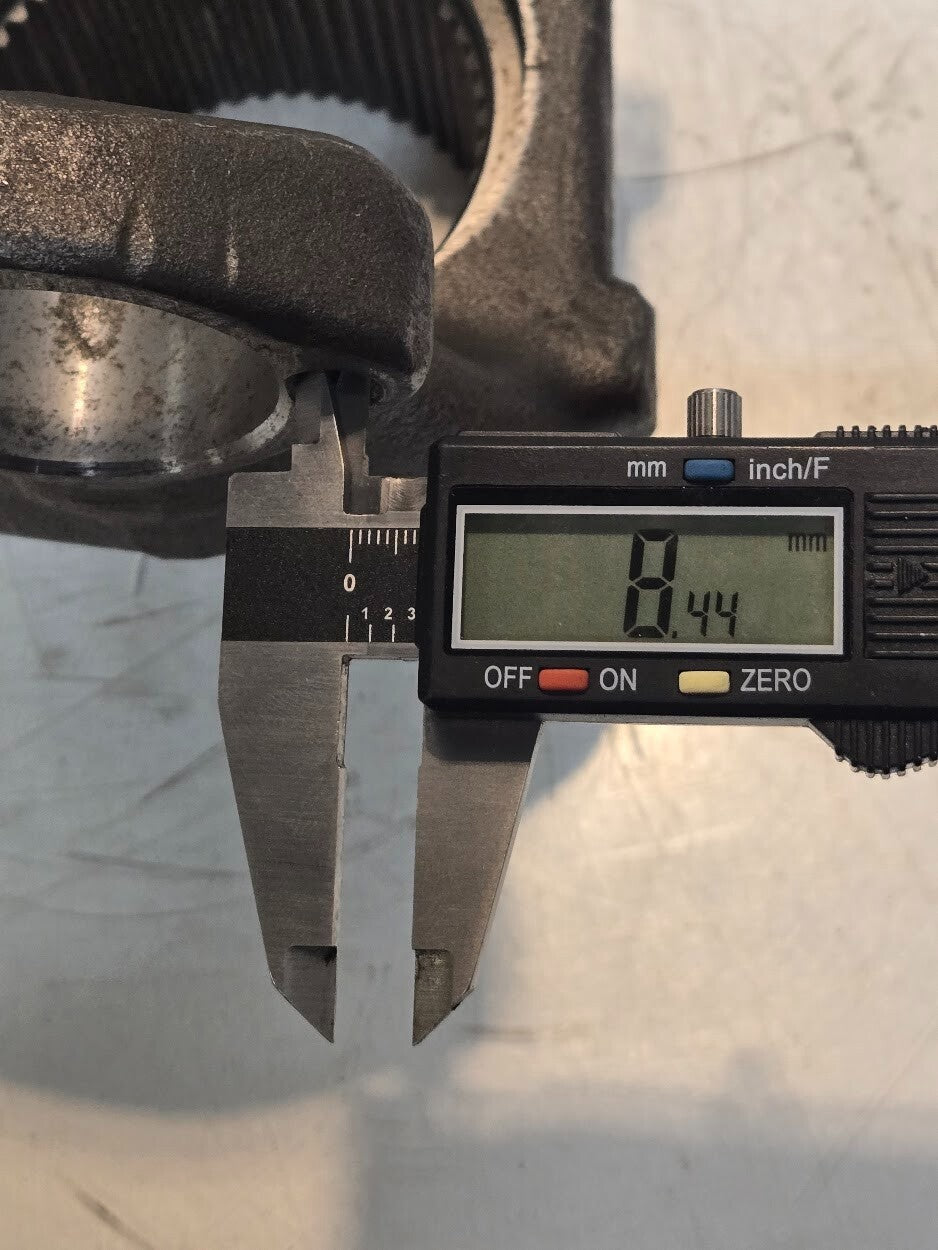 End Yoke 171-7F | 50 Spline 80.7 mm Input Bore | 49 mm Yoke Bore 6-1/8 in Width