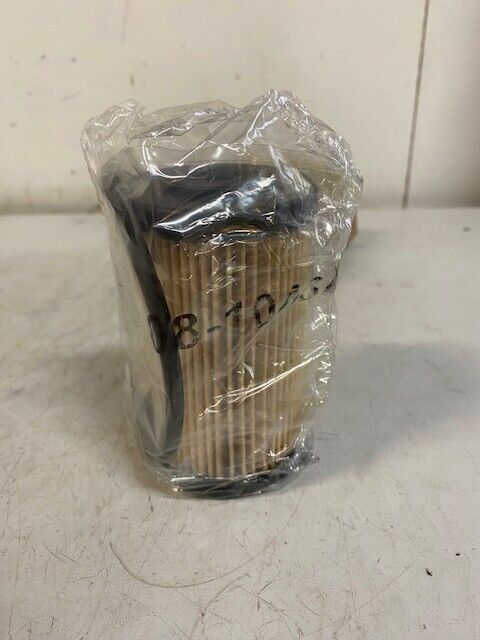 FleetGuard Fuel Filter FF5877 Cloth