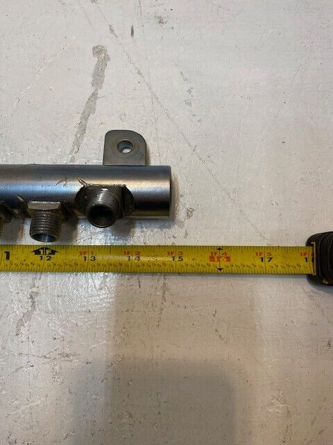 Bosch Passenger Side Fuel Injection Fuel Rail 12620532 | F00RL00591