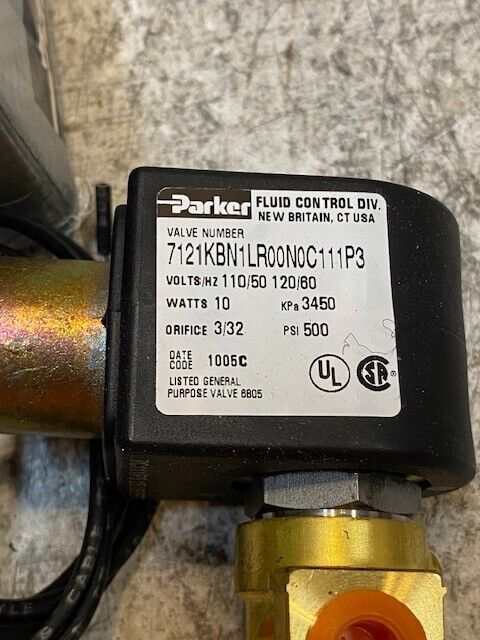 Parker Solenoid Valve 7121KBN1LR00N0C111P3 Volts 110/50 120/60 Watts 10 500 Psi