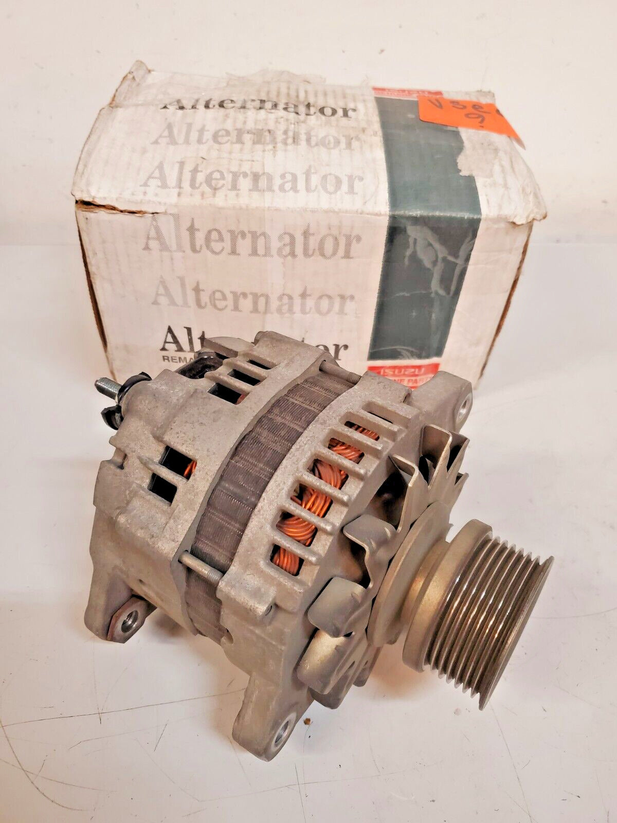 Isuzu Remanufactured Alternator 97780462 | 2-90276-400-1 | 12V | 110A | 898075