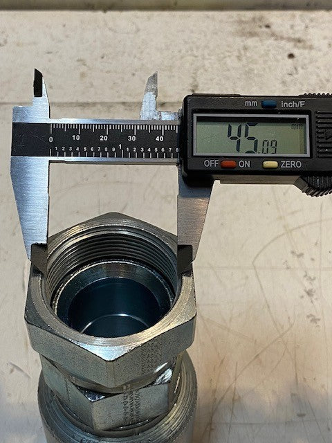 Eaton Weatherhead 43024U-624 Hose End Female Swivel 4-Wire Fitting 1-1/2" JIC