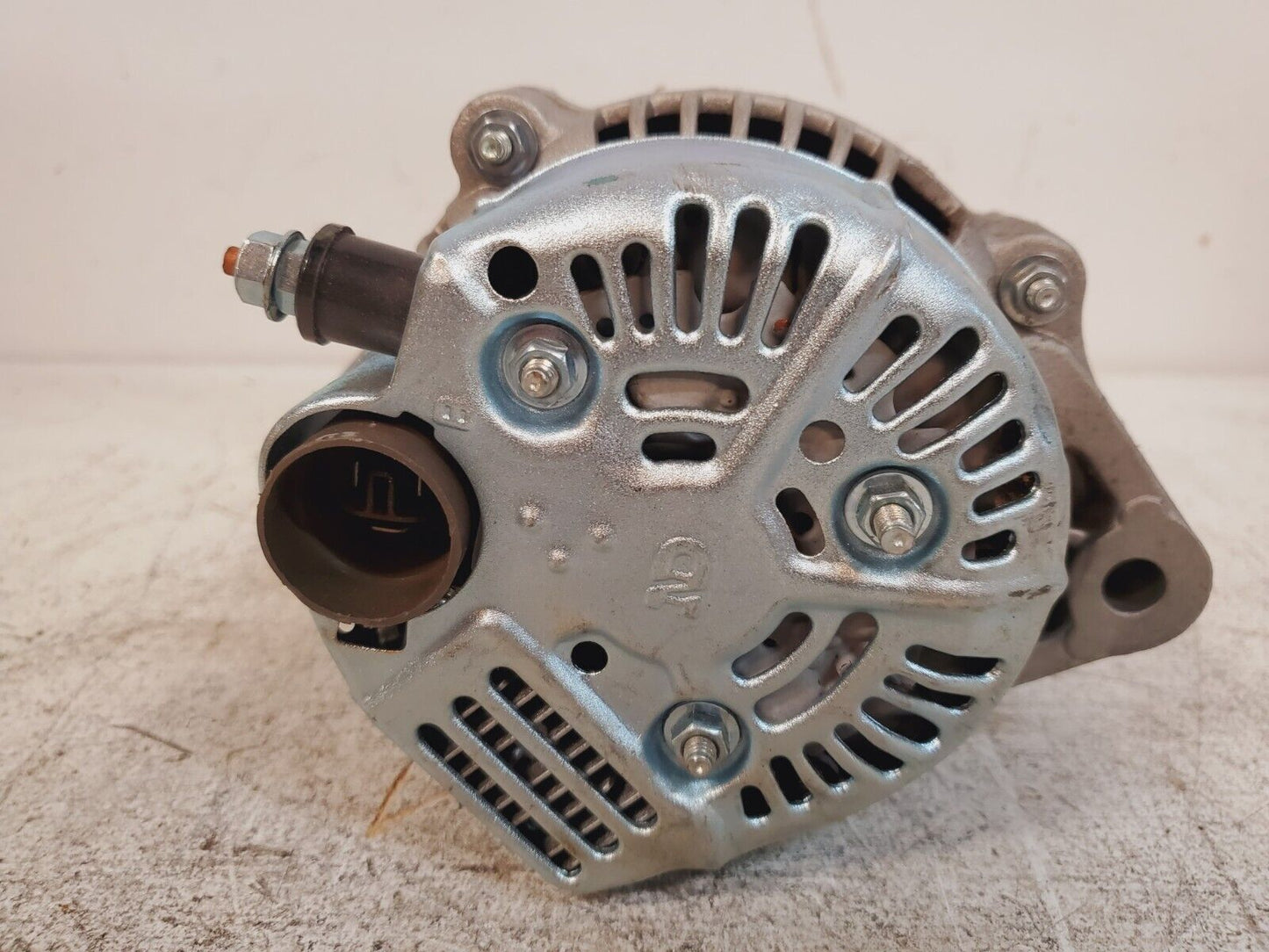 Remanufactured Alternator 14683