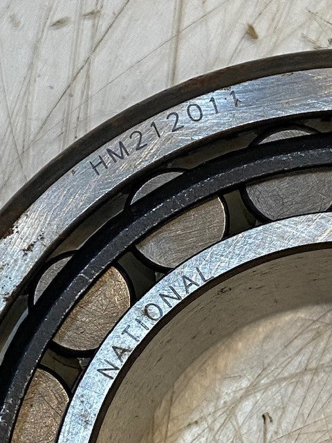 National Tapered Roller Bearing Set Cup/Cone HM212049 / HM212011 Made in China