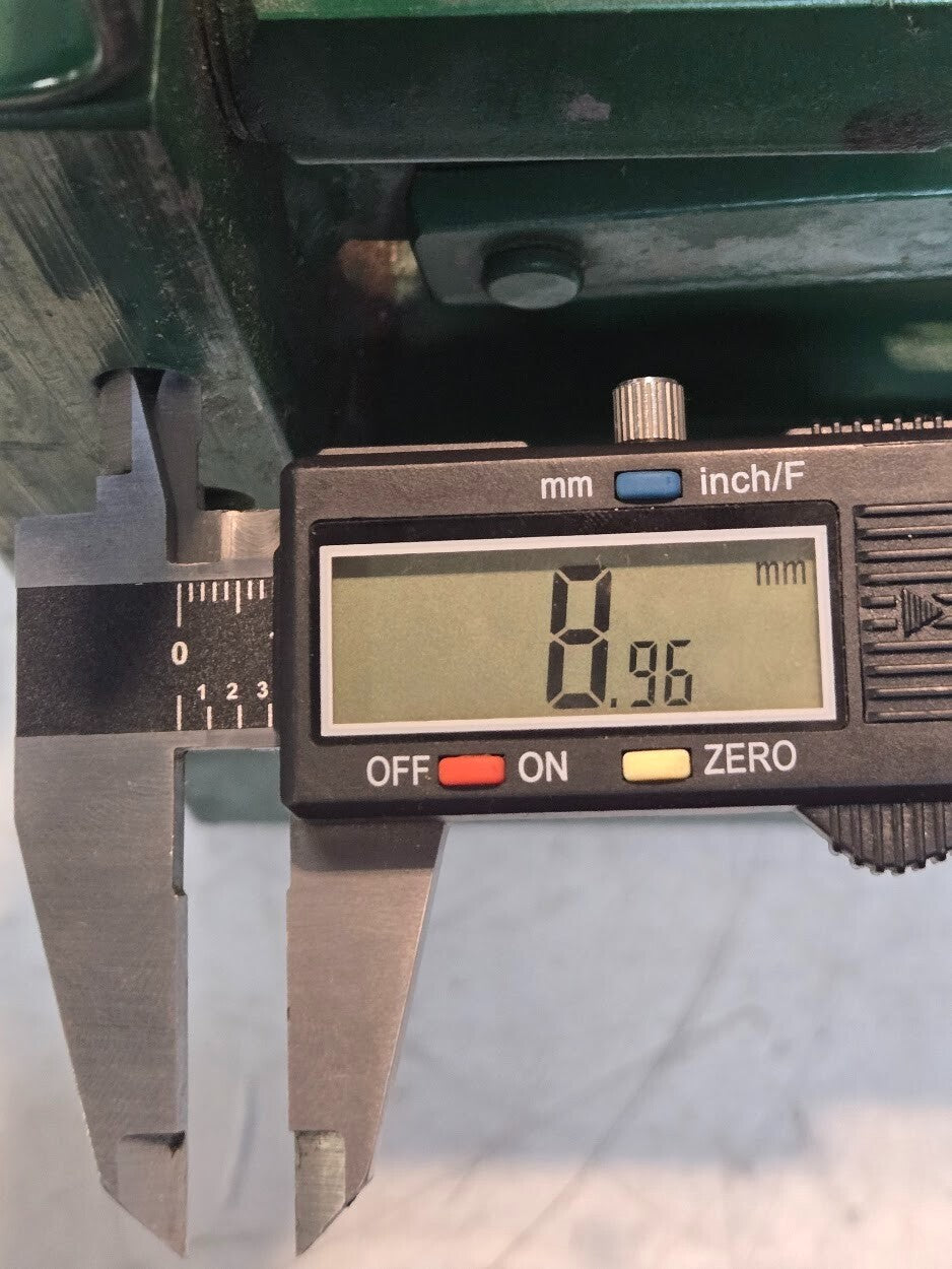 Hydraulic Valve Control Box | 3 Valve | 3/4" Reservoir Inlet 1/4" Valve Outlets