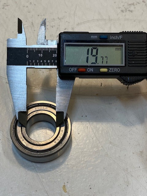 8 Quantity of KBC 6004Z Single Row Radial Ball Bearings 42x20x12mm (8 Quantity)