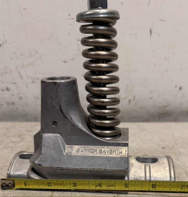 BannerSaver Street Pole Spring-Loaded Bracket 800-426-9496 Outdoor Fixture