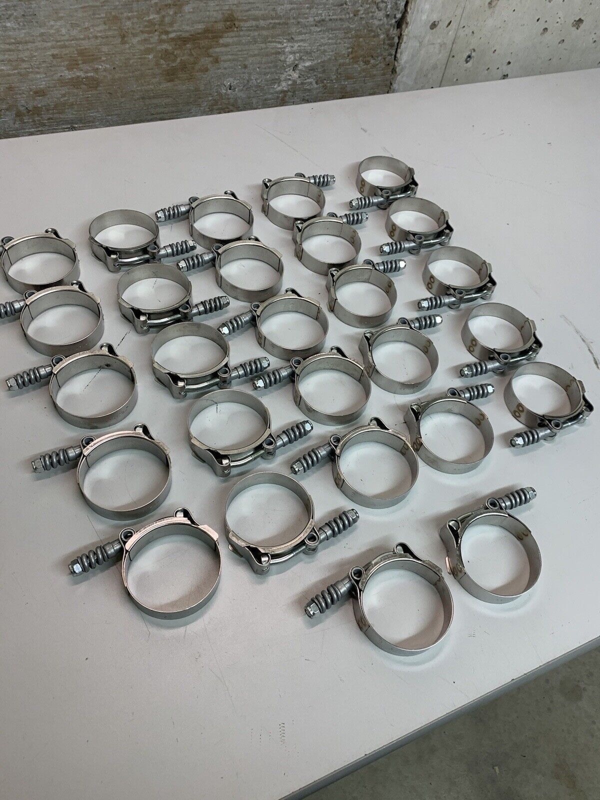 27 R.G. Ray 2437-38 Stainless Steel Exhaust Clamps (27 Pack)