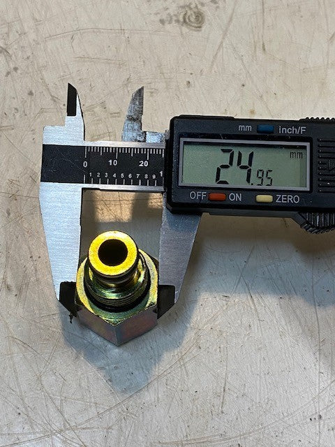 4 Quantity of Salami Nipplo US5 COD 323312002 Hydraulic Adapter Fittings (4 Qty)
