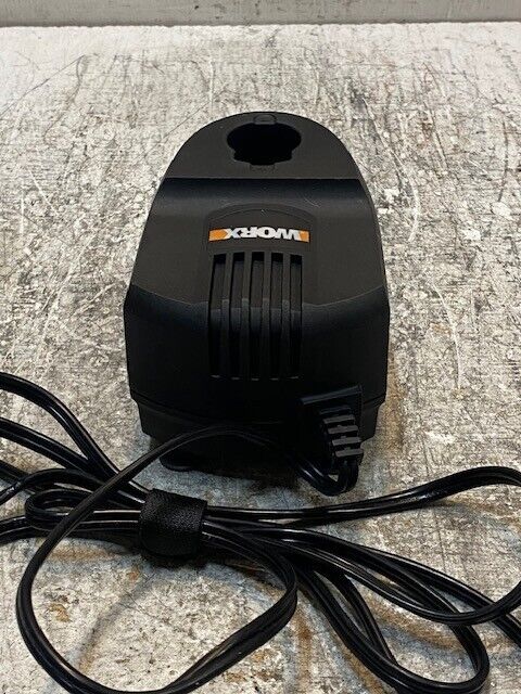 Worx Powerstation WA3708 | 18V Class 2 Battery Charger 120V-60Hz 58W C1817A005