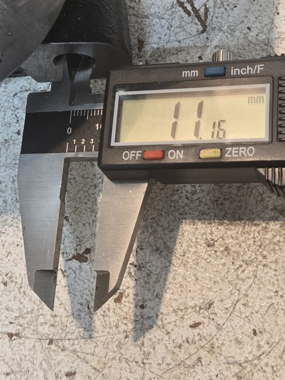 Engine Mount Isolator 1520 | 121AC for Mopar 5085121AC