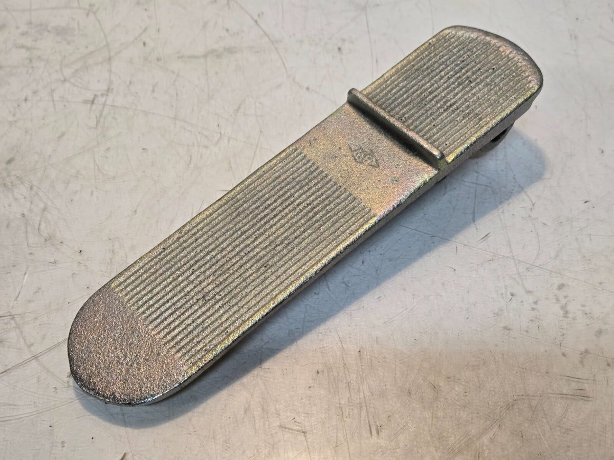 2 Quantity of BW Accelerator Pedals T-232211-D for John Deere (2 Qty)