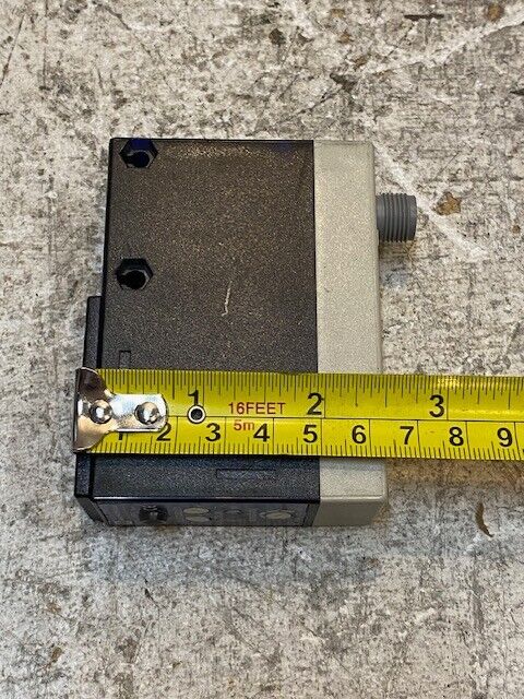 TELEMECANIQUE Photoelectric Detector Sensor XUJ-T03531D1