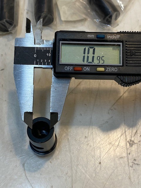 10 Quantity of Black Striker Plugs 28C (10 Quantity)