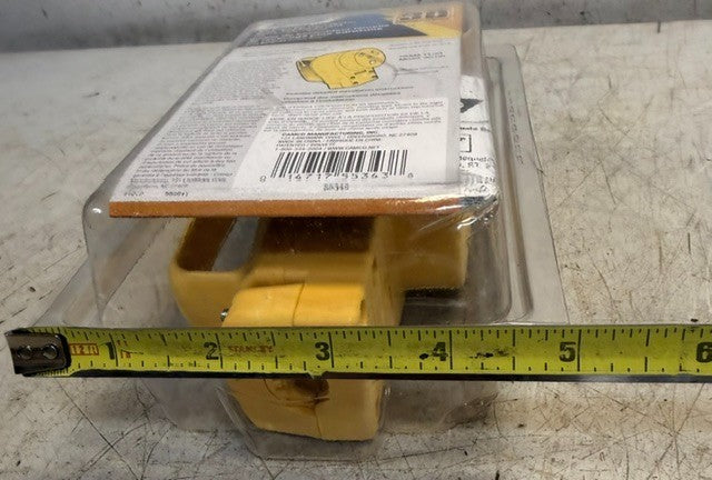 Camco Power Grip 30-Amp RV Female Connector Body 30-RR Electrical Plug