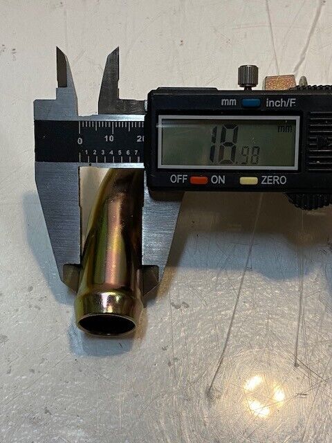 Heating Water Connector Operating Unit for Mercedes-Benz 27mm Thread 16mm ID