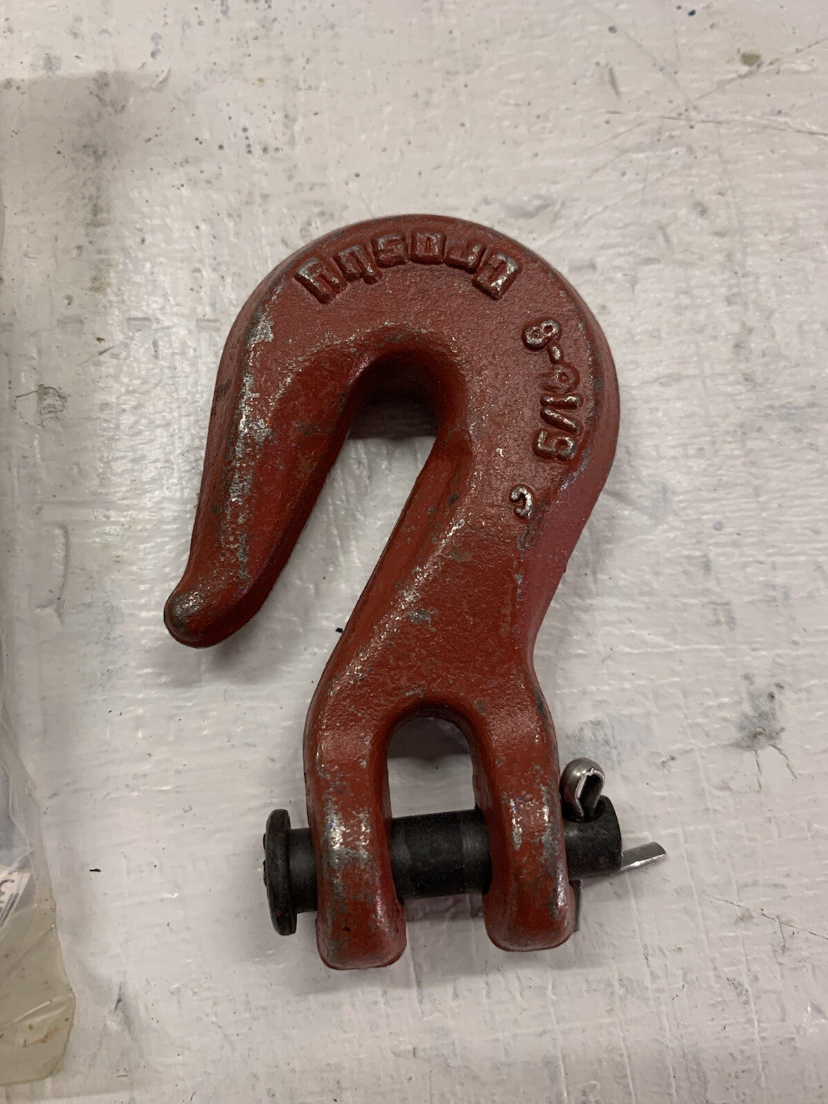 39 Eye Slip Hooks, Quick Links, and Spring Snaps N223-024 / N222-893 / T9100524