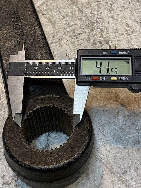 Steering Pitman Arm 68072037A 10-3/4" Long 2-3/4" Wide 42mm Bore