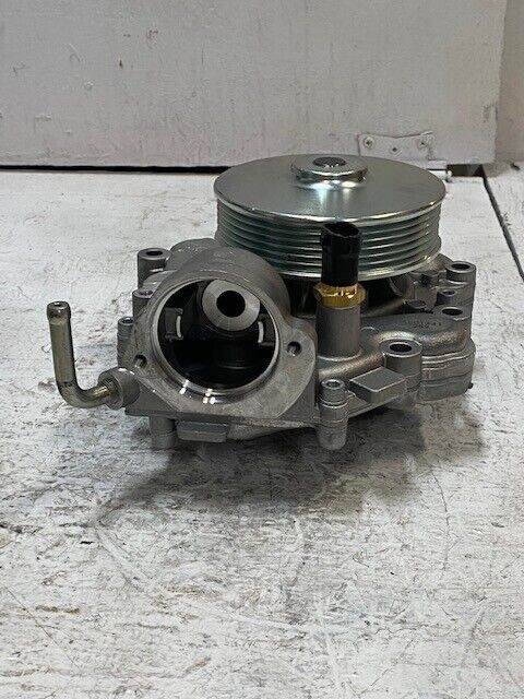 Saleri Cooling System Water Pump 1001441 252 152021421258210253