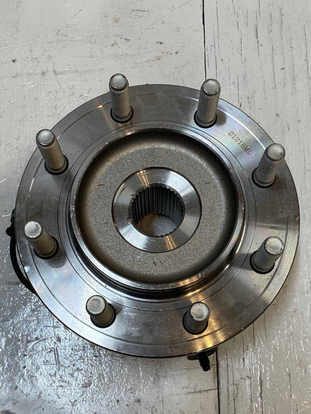 21218ML Front Wheel Bearing and Hub Assembly 8 Bolts 35 Teeth 6.5" Lug Pattern