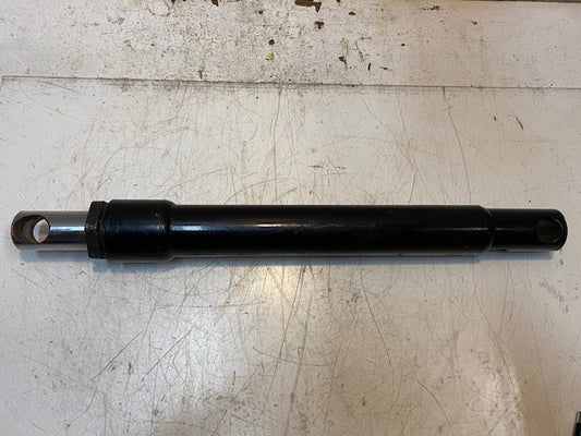 Hydraulic Cylinder 21" Long 25mm Bore 51mm Main Shaft 61mm OD 45mm End 38mm End