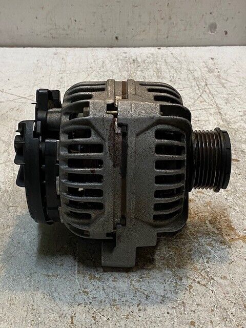 Volvo Alternator 9459077 Bosch 0124515019