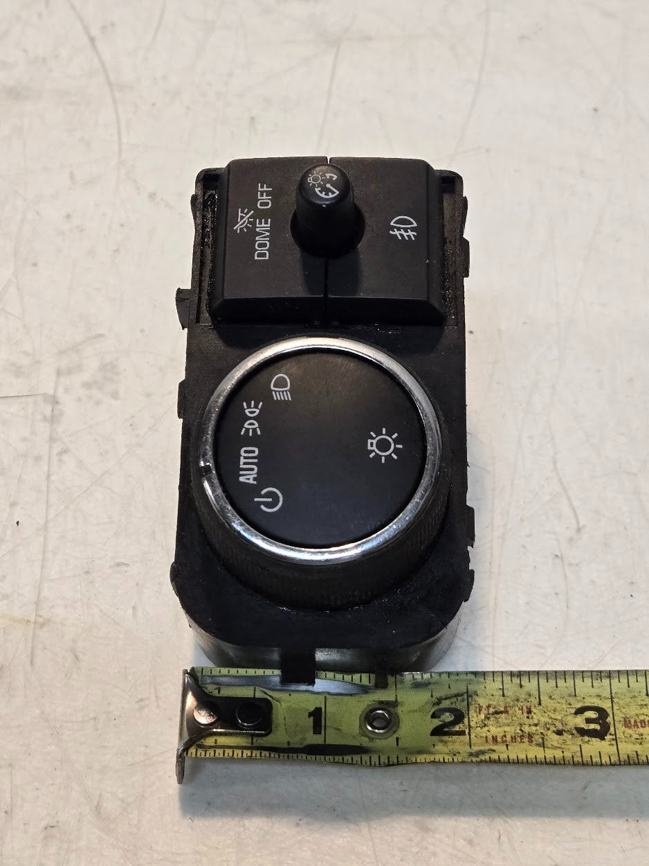 2 Quantity of Headlight Switches for GM 25858705 | 2585870533030929 (2 Qty)