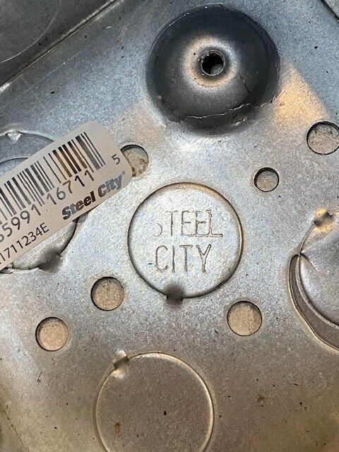 17 Quantity of Steel City 4 in 30.3 cu Metallic Square Boxes 521711234E (18 Qty)