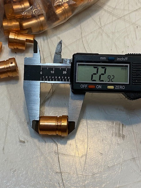 93 Quantity of Copper Screw Machine Nozzle Parts 5mm ID 17mm OD 23mm L (93 Qty)