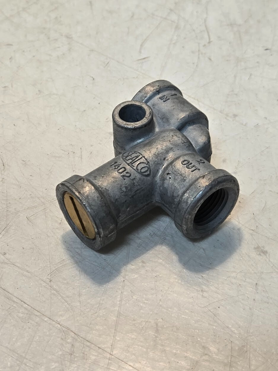 Sealco 140280 Air Brake Pressure Protection Valve | 3/8" NPT Ports | 70 PSI