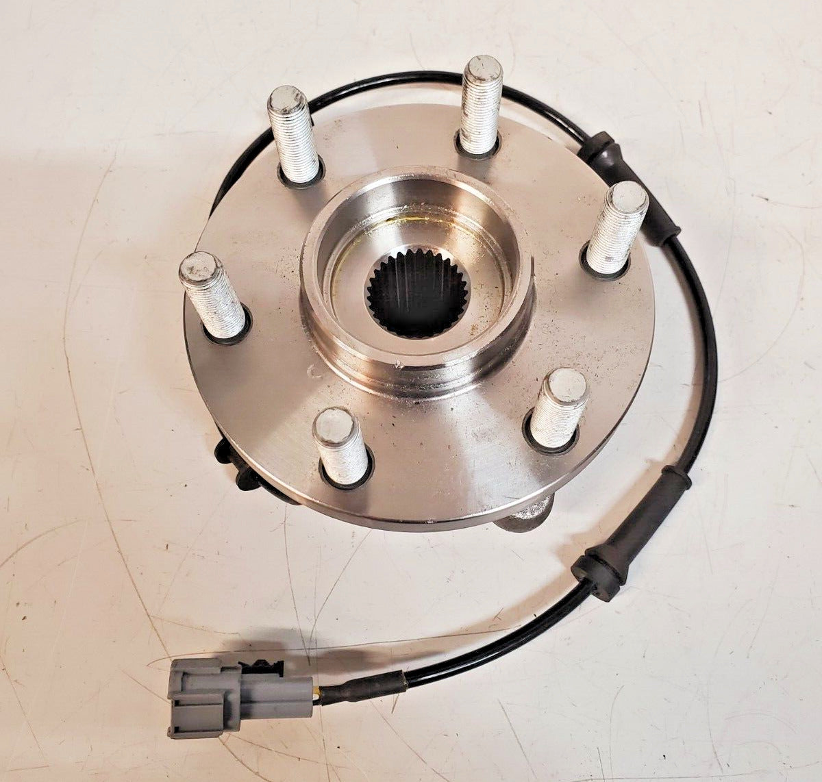 Front Wheel Hub with Bearing 6 Bolt Patern x 5.5" Diameter