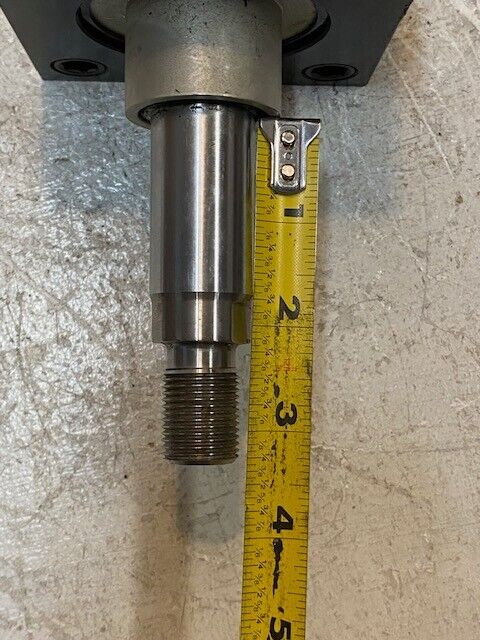 Miller Pneumatic Cylinder Model DAL61P2N | 02050296 | 3-1/4 Bore