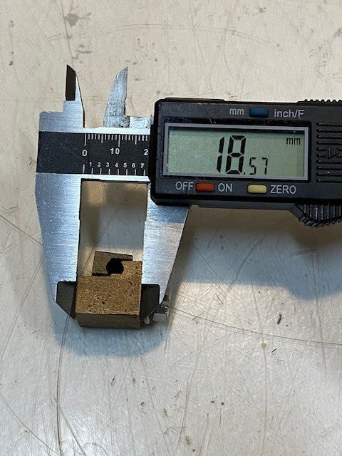 25 Quantity of Fargo HI Bronze Vise Connectors 19mm x 17mm x 16mm (25 Quantity)