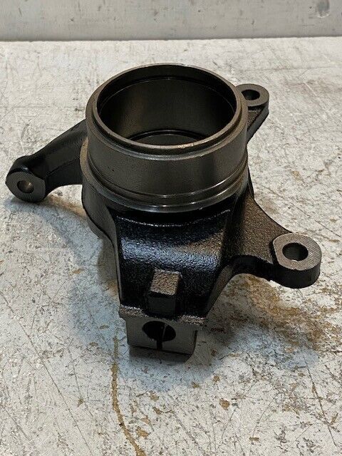 2J954G6 Steering Knuckle 72mm Bore