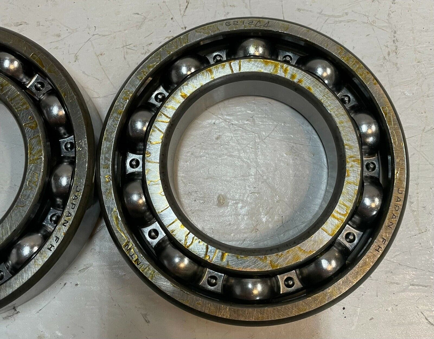 2 NTN JAPAN FH 6212C4 Deep Groove Single Row Ball Bearings (Set of Two)