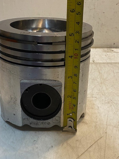 John Deere Engine Piston R520669 | RE524325 | 138914 | P5683C00-02