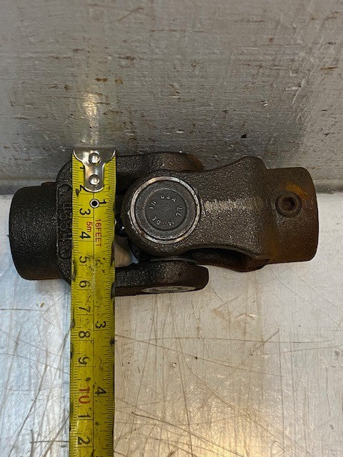 Universal Joint U-Joint Shaft Coupling 4334 Double Yoke Design