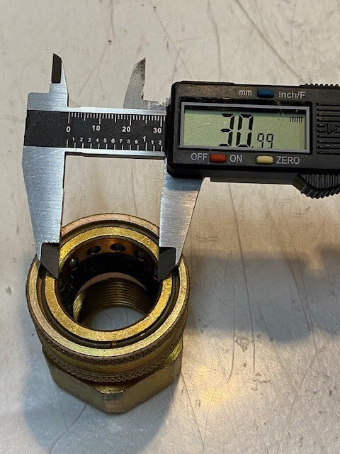 2 Quantity of PHC-16 Multi-Purpose Hydraulic Quick Couplings 29mm ID (2 Qty)