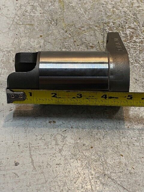 DAF Coupling 260516-01 33mm Bore 21mm Smaller Bore 4-3/4" H 4-5/8" W 2-1/4" D