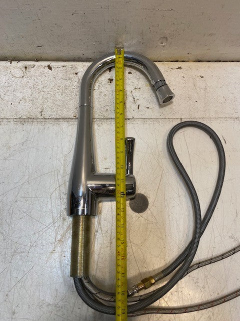 American Standard A112.18.1 Single Handle Pull-Down Sprayer Kitchen Faucet