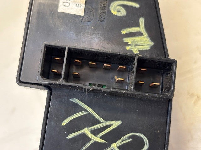 Dodge Durango Dakota Master Power Window Switch | 39754D | 05026004AA | 2051A