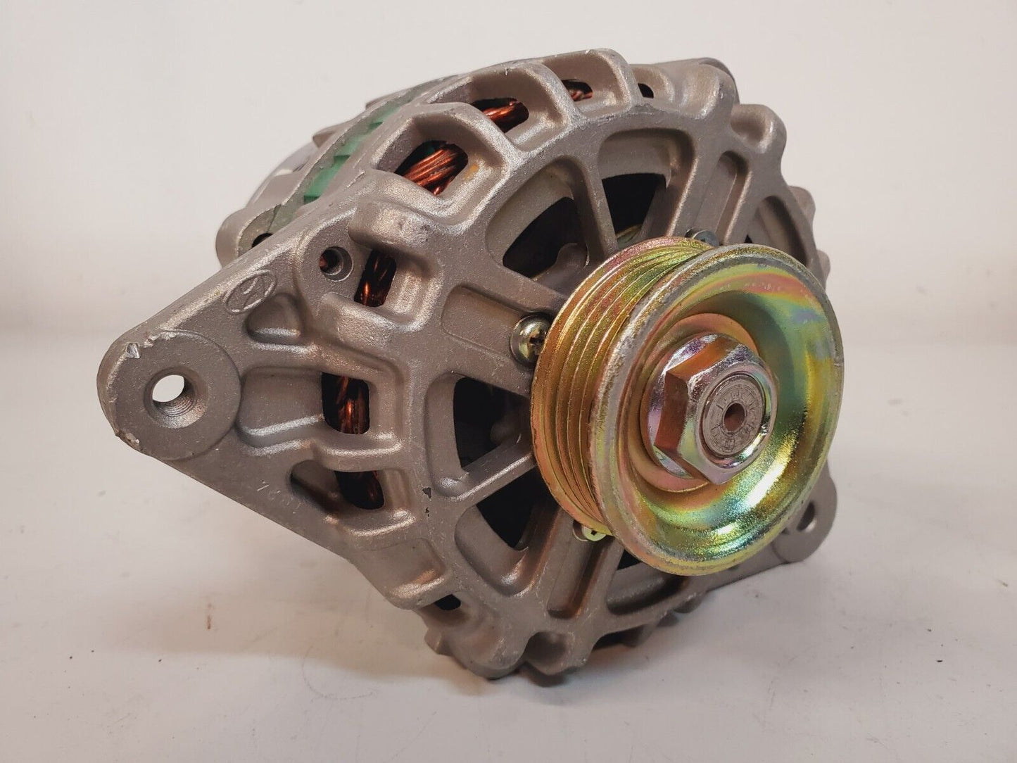 Valeo Remanufactured Alternator 37300-22600RM