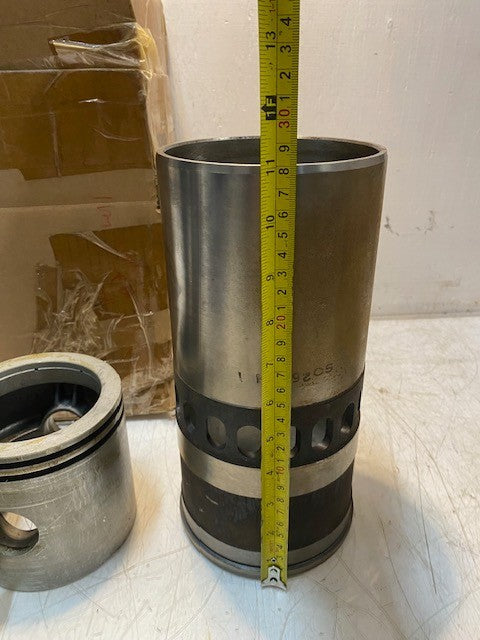 Engine Cylinder Kit Liner Sleeve Piston Rings SO26254 | C2554 | B-2166