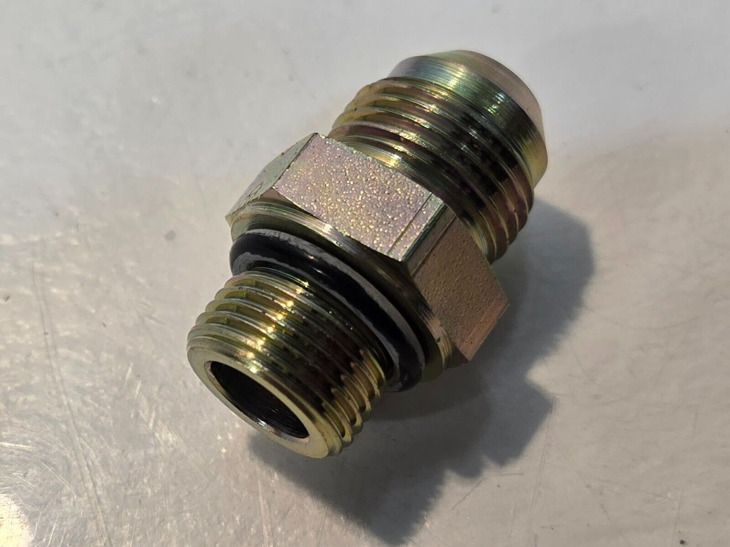 8 Quantity of Parker 8F40MXS 05-II 17 Triple-Lok 37 Flare Fittings (8 Quantity)