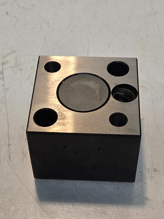 Dayton HRS-75 Square Ball Lock Punch Retainer 3/4" Bore 2-1/18" x 2-1/8" x 1-58"