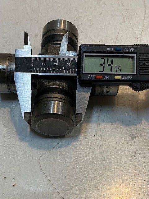 USA Universal Joint DSL 351 | 4-1/8" Wide 35mm Ends