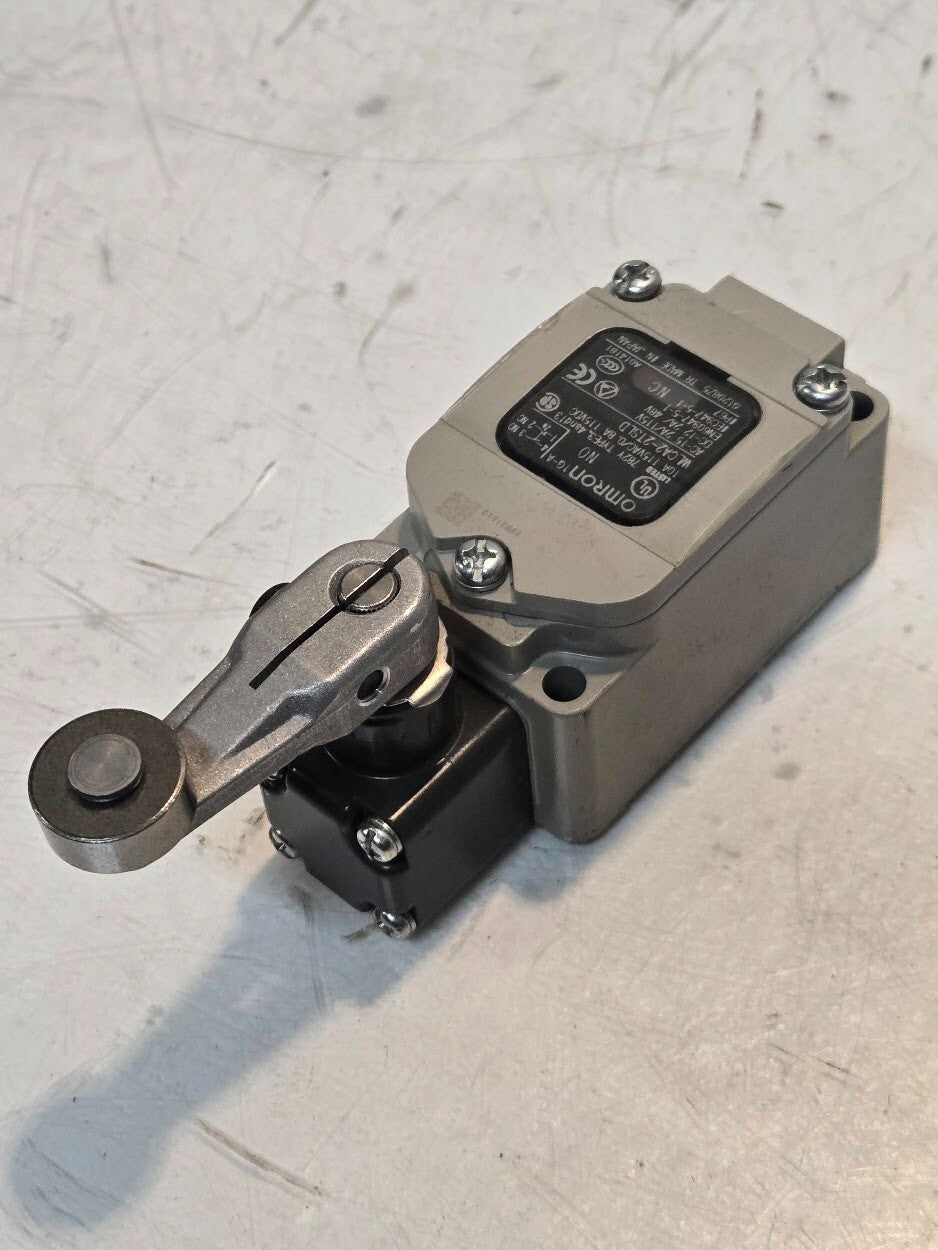 Omron Roller Lever Limit Switch WLCA2-2TSLD | 1G-A | NO | 782Y Type 3, 4, and 13