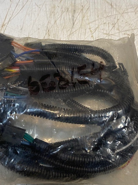 Toro 653154 Wiring Harness Fits LHP5223KC (2000) Lazer Z Hp